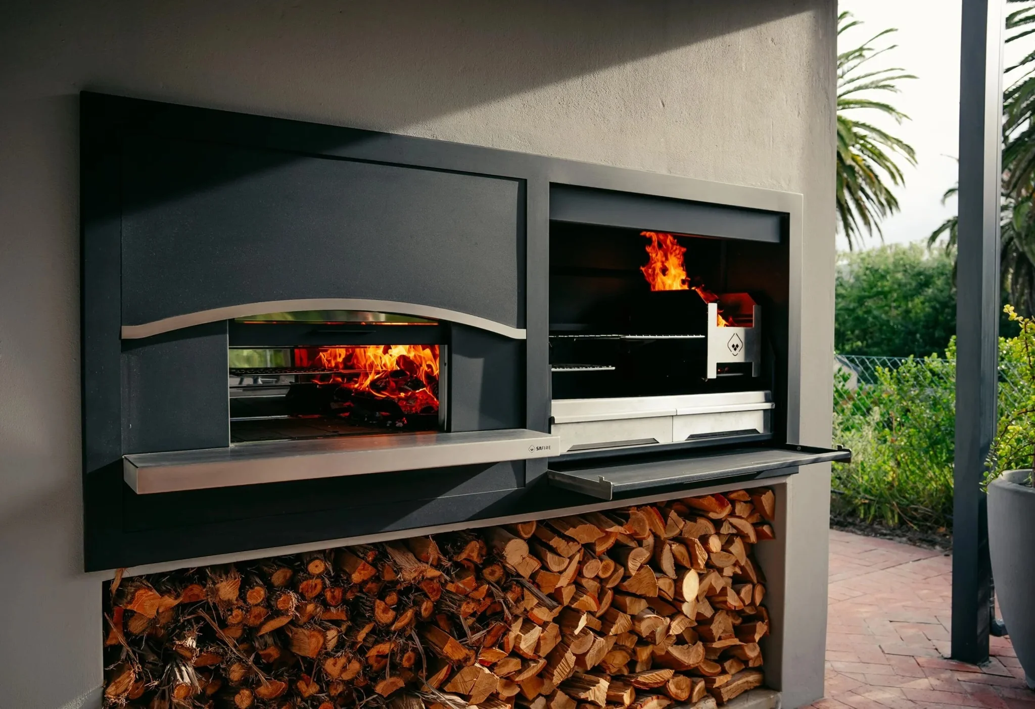 SAfire Pyro Wood Braai with Pizza Oven | On Fire